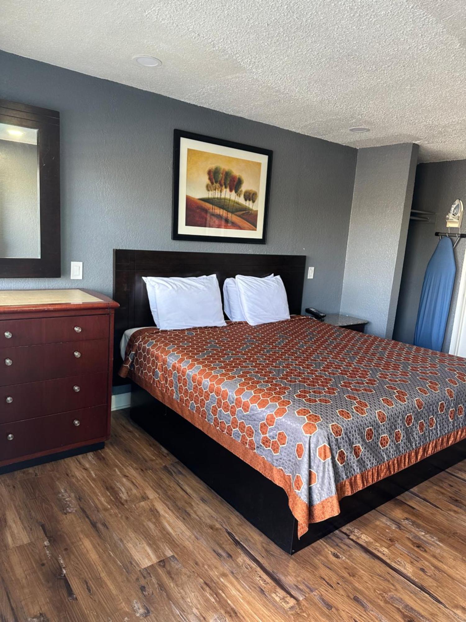 Fireside Inn By The Beach Boardwalk & Bowling Santa Cruz Bagian luar foto