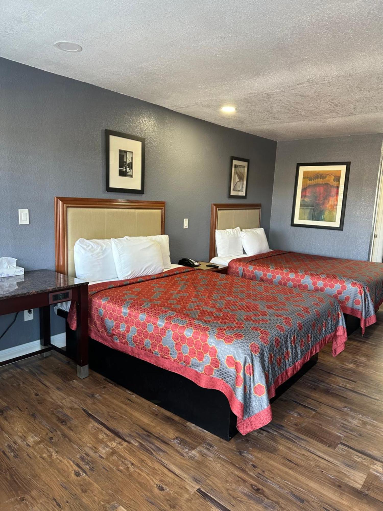 Fireside Inn By The Beach Boardwalk & Bowling Santa Cruz Bagian luar foto