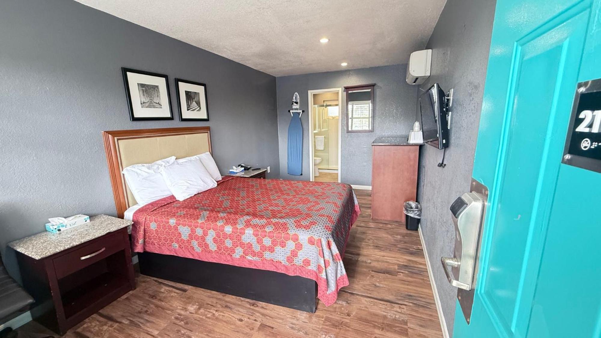 Fireside Inn By The Beach Boardwalk & Bowling Santa Cruz Bagian luar foto